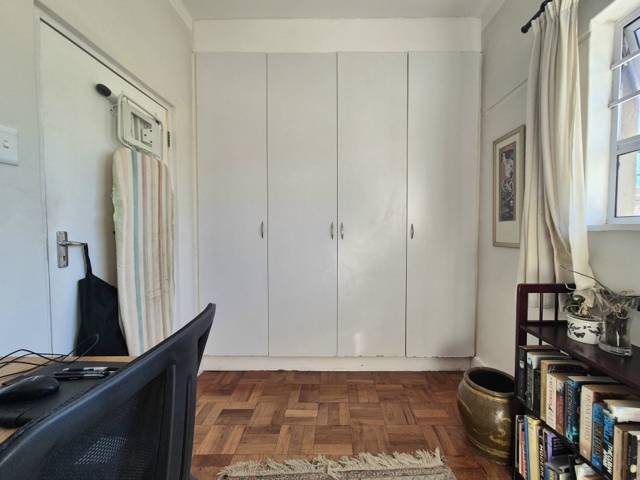 2 Bedroom Property for Sale in Claremont Western Cape